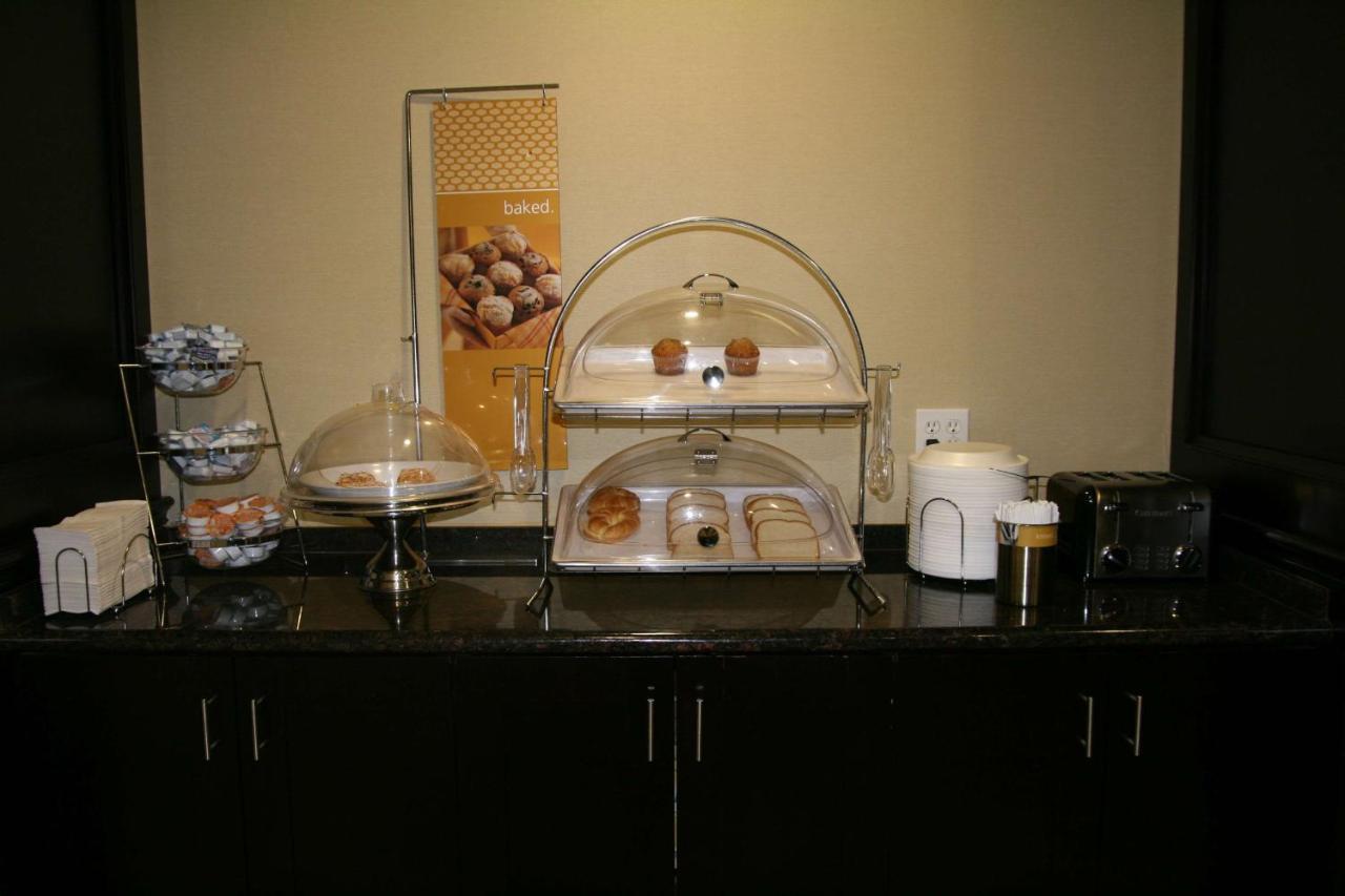 Hampton Inn Kilgore Екстериор снимка